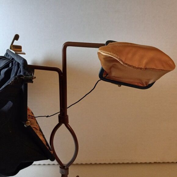 Vintage Blue Gold Tone Metal Lever Pin Wristlet/bag Cottagecore Grandmacore - Picture 4 of 14